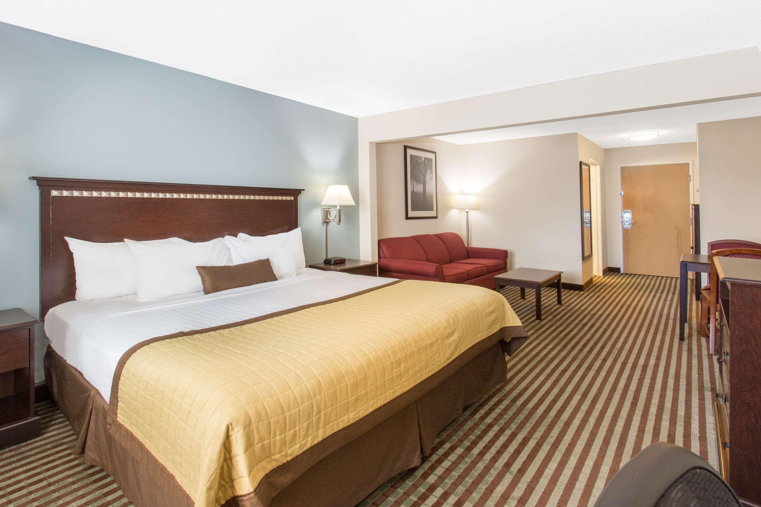 Baymont By Wyndham Mattoon Hotel Ngoại thất bức ảnh