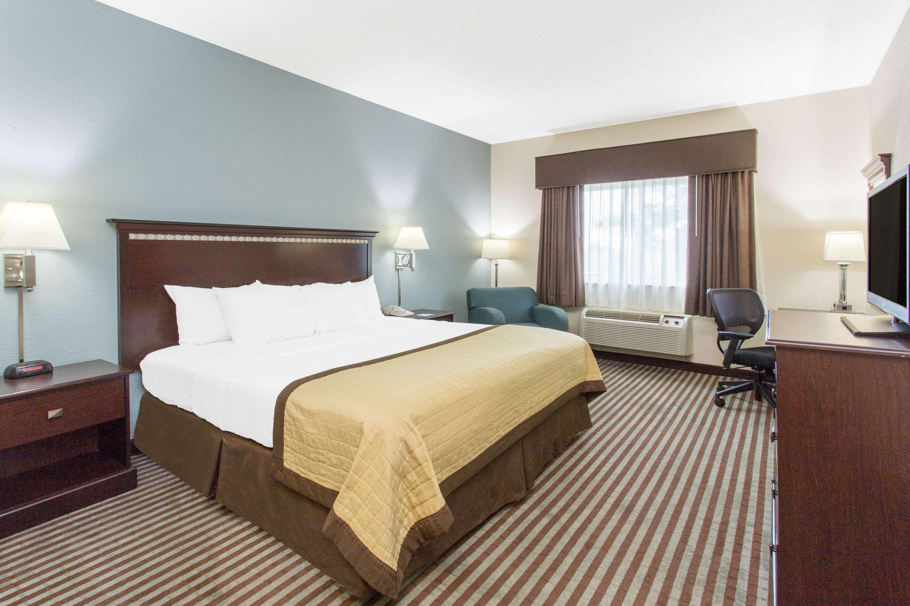 Baymont By Wyndham Mattoon Hotel Ngoại thất bức ảnh
